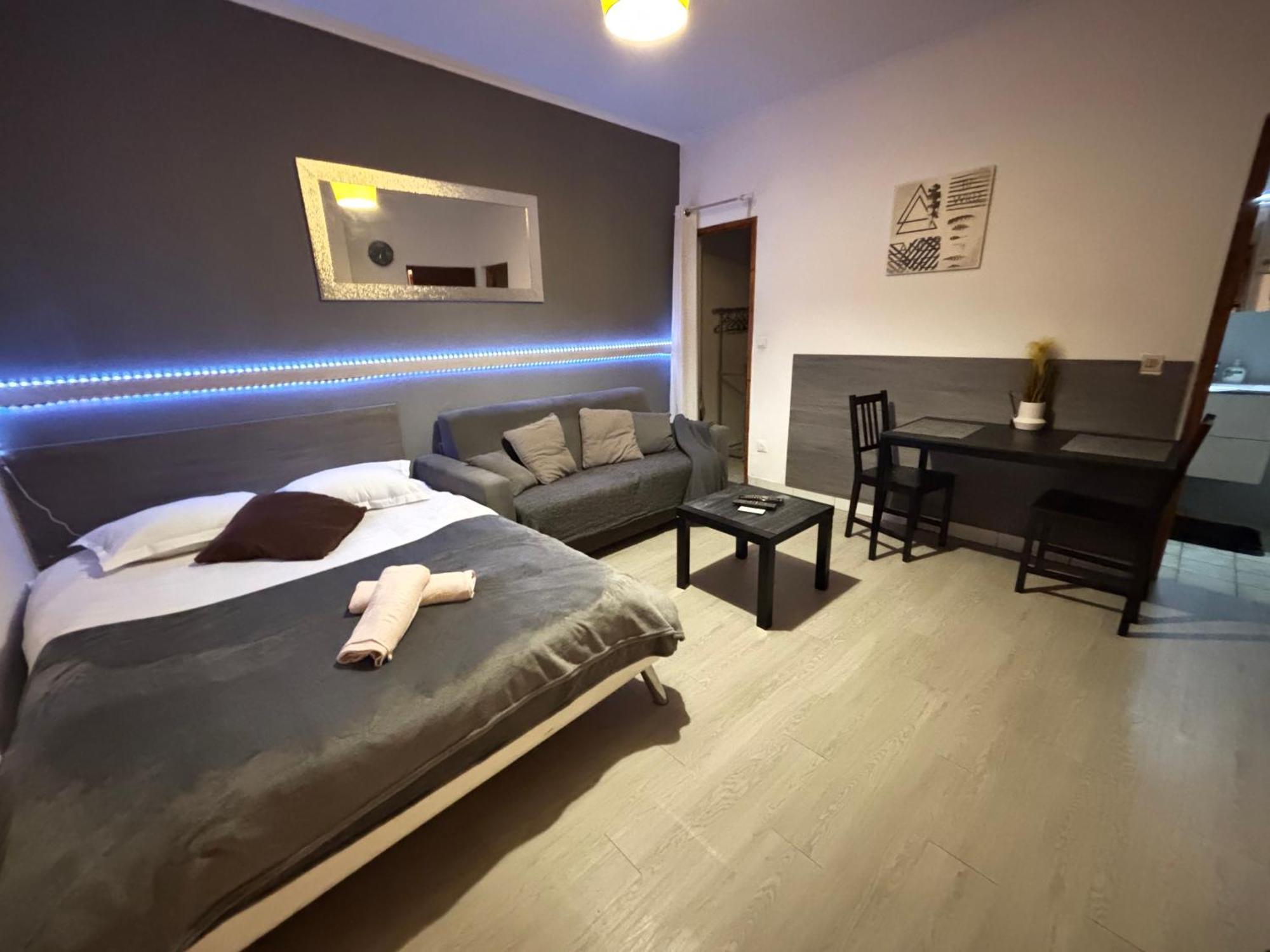 Appartement Le Lorrain Wifi Un Sejour A Part à Metz Extérieur photo